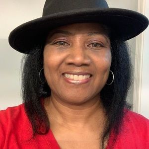 Meet your Posher, Marcelia